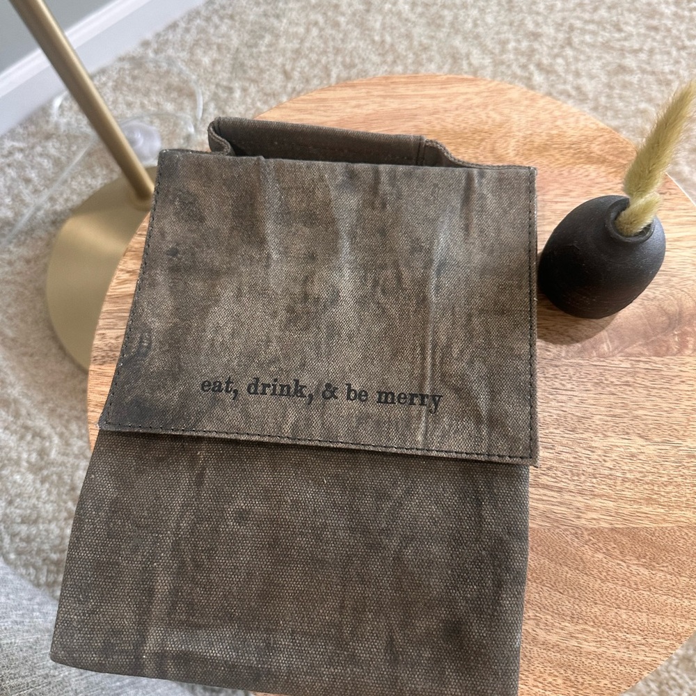New without Tags Sugarboo & Co. Greyish Brown Canvas Insulated Lunch Bag